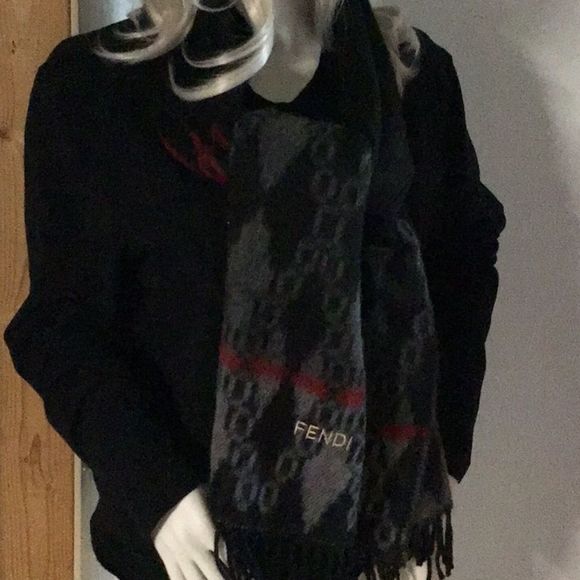 Fendi scarf - Picture 5 of 6